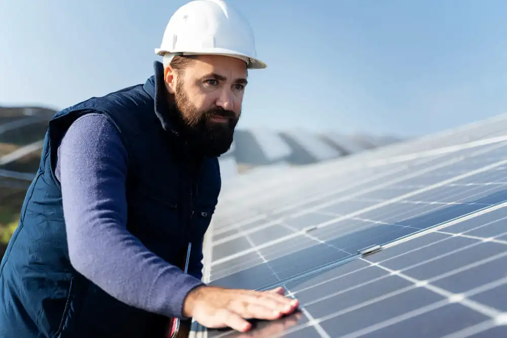Why More Businesses are Switching to Solar Services?